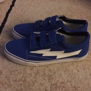 revenge storm sizing